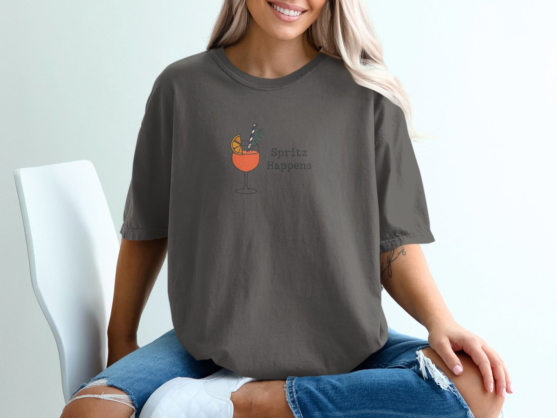 Casual Oversized Tee with Spritz Happens Graphic