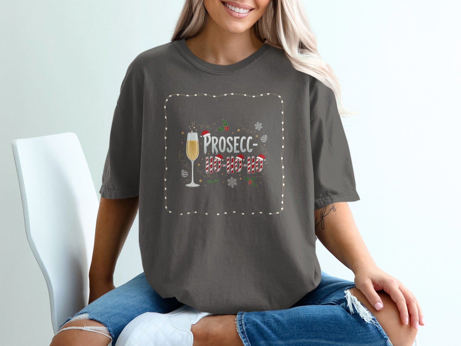 Festive Prosecc Ho Ho Ho Graphic Tee for Celebrations