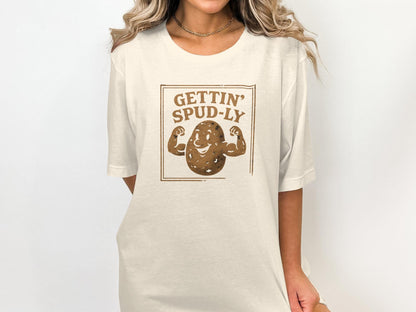 Funny Potato Graphic Tee, Gettin&#39; Spud-ly T-Shirt, Cute Retro Potato Shirt, Humorous Food Pun Tee, Gift for Potato Lovers, Casual Fun Shirt