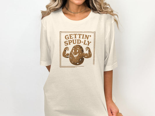 Funny Potato Graphic Tee, Gettin&#39; Spud-ly T-Shirt, Cute Retro Potato Shirt, Humorous Food Pun Tee, Gift for Potato Lovers, Casual Fun Shirt